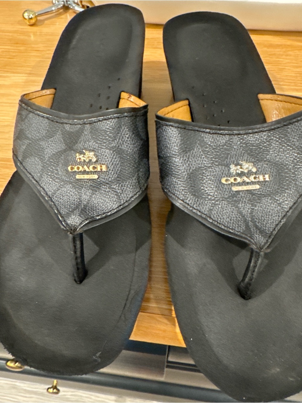 Coach Janice Black Signature Canvas Platform Wedge Thong Sandals Y2K Size 9 - Picture 4 of 8